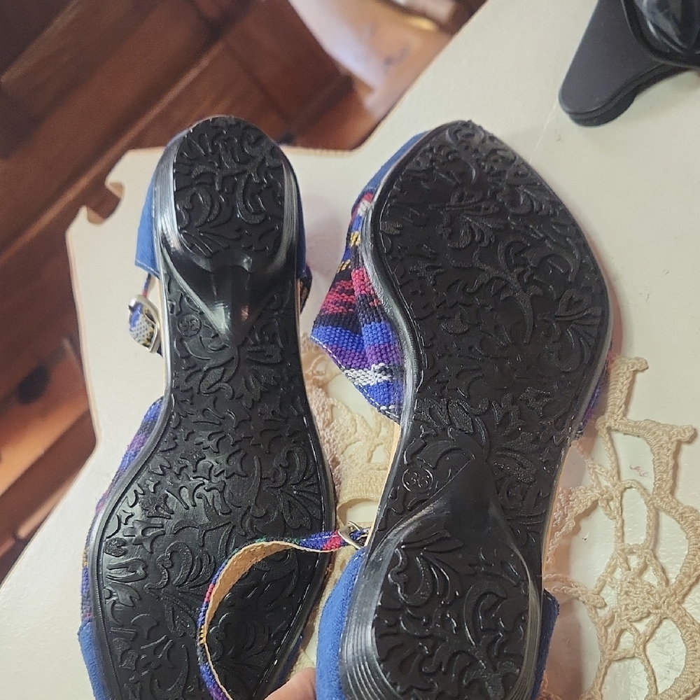 Blue Patterned Women's Shoes - Picture 3 of 3